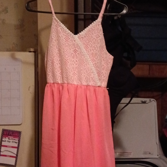 Dress - Picture 2 of 2